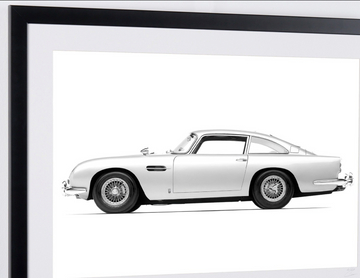 L’Aston Martin DB5 vue de profil — l’emblème de la saga (5)