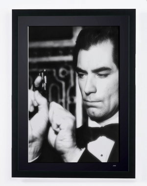 James Bond - Licence to Kill (1989) - Timothy Dalton (James Bond 007) — photographie de cinéma encadrée, tirage Fine Art
