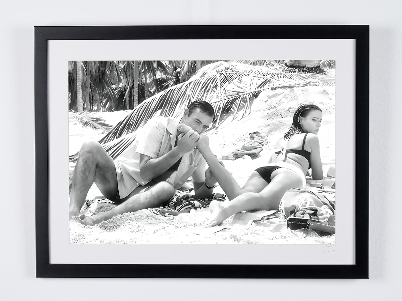 Fine art photograph of Sean Connery in Opération Tonnerre, hand-framed — limited edition of 30 numbered prints.