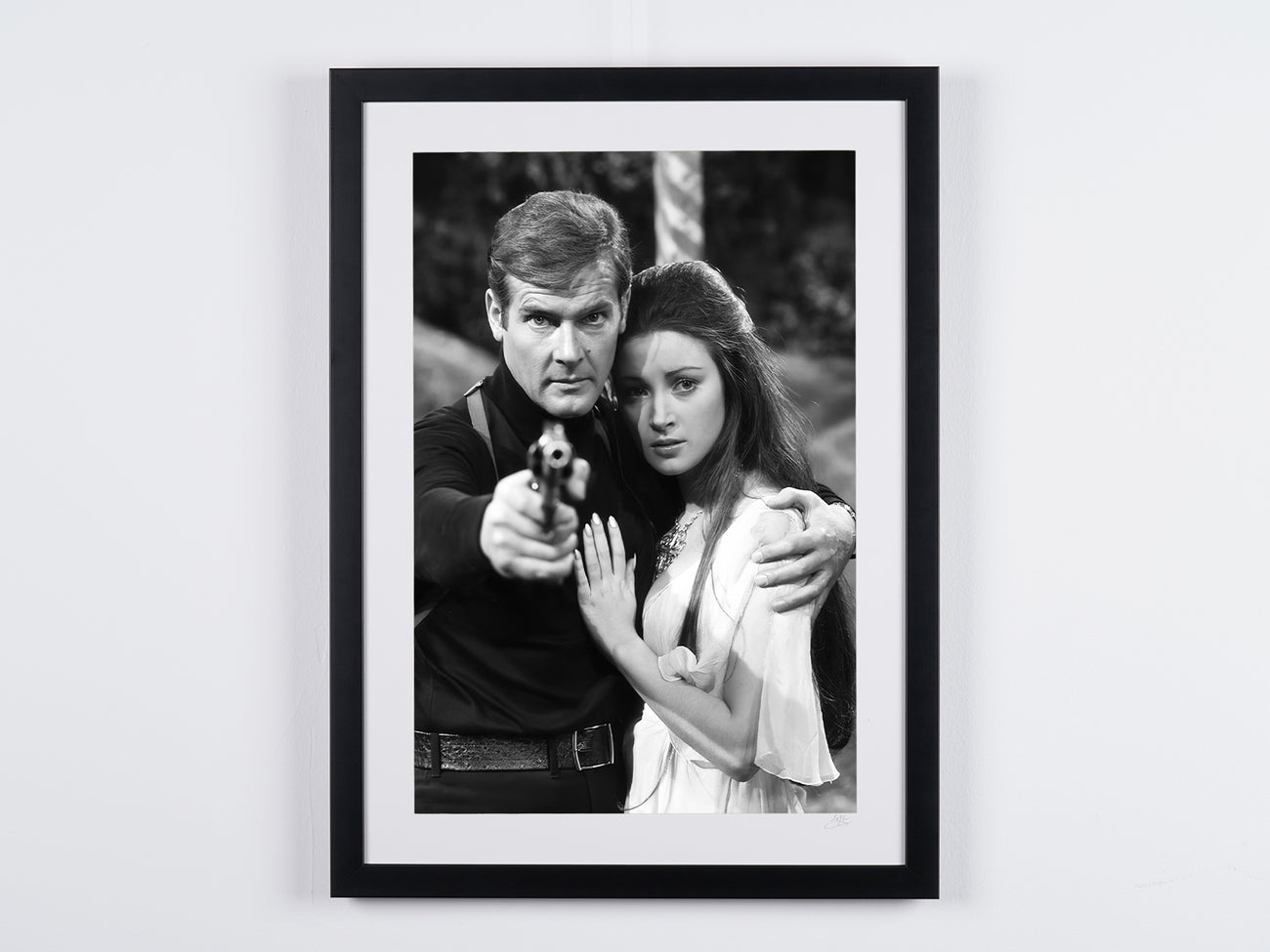 Fine art photograph of Roger Moore in Vivre et laisser mourir, hand-framed — limited edition of 30 numbered prints.