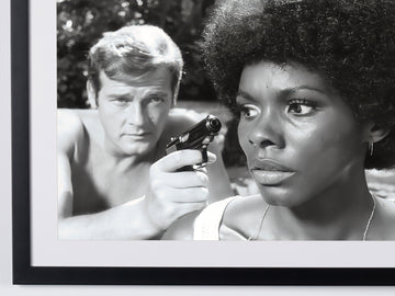 Roger Moore (4)
