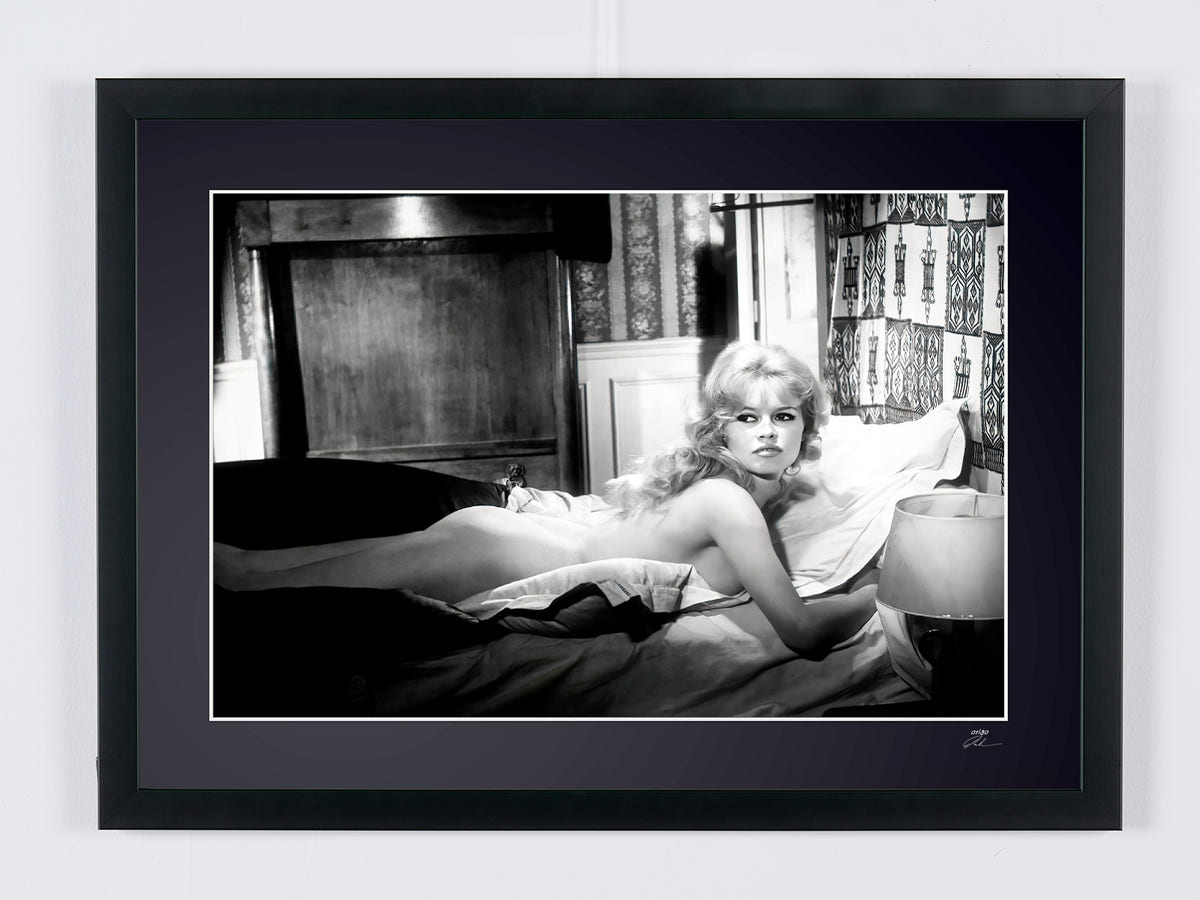 Photographie d’art de Brigitte Bardot dans La Vérité, encadrée à la main — édition limitée de 30 exemplaires numérotés.