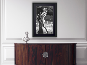  Marilyn Monroe, 1962 - En el rodaje de su última película (Marilyn Monroe) - Marco de foto - Starck Gallery