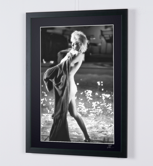  Marilyn Monroe, 1962 - En el rodaje de su última película (Marilyn Monroe) - Marco de foto - Starck Gallery
