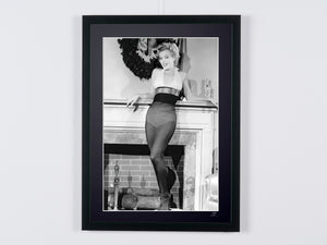  Marilyn Monroe celebrando la Navidad (años 50) - Marco de fotos - Starck Gallery
