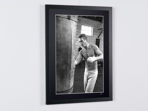 Steve McQueen mentre fa boxe - Los Angeles 1963