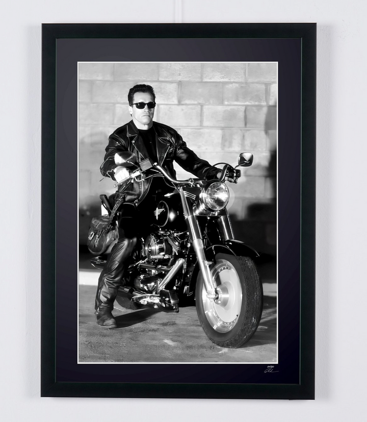 Terminator 2: Judgment Day (1991) — Arnold Schwarzenegger (T-800), posing on the Harley