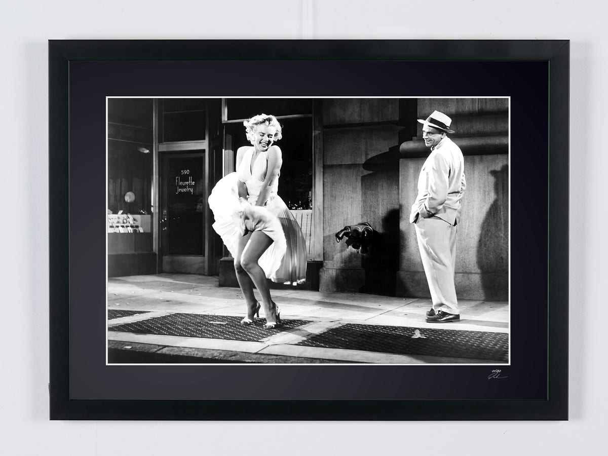 Kunstfoto van Marilyn Monroe in Sept ans de réflexion, met de hand ingelijst — gelimiteerde oplage van 30 genummerde exemplaren.