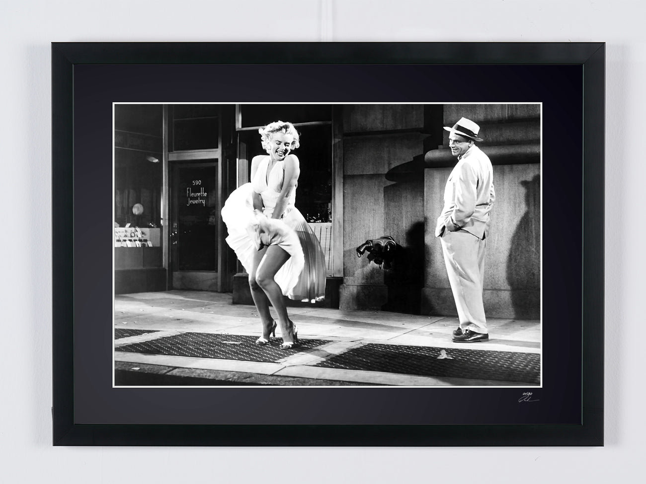 Photographie d’art de Marilyn Monroe dans The Seven Year Itch, encadrée à la main — édition limitée de 30 exemplaires numérotés.