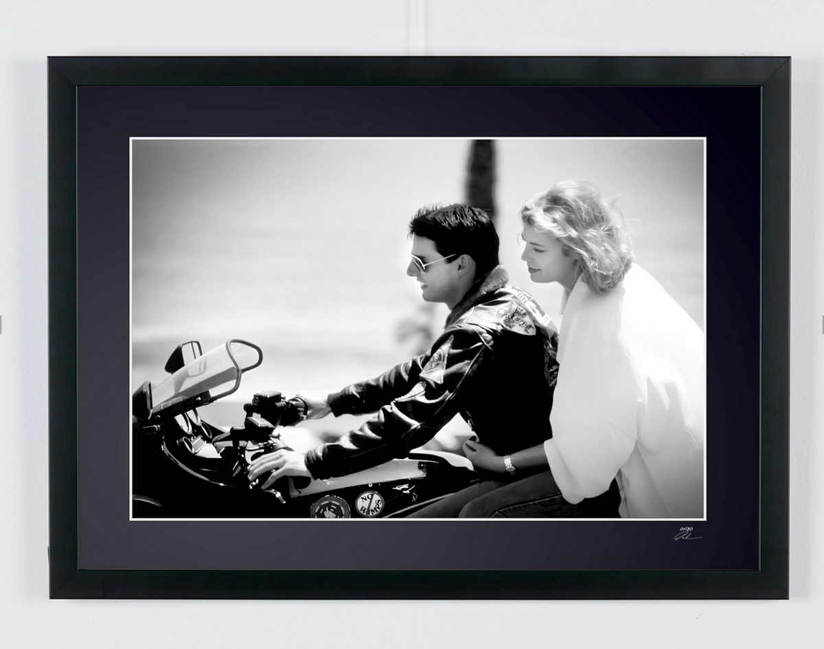 Photographie d’art de Tom Cruise dans Top Gun, encadrée à la main — édition limitée de 30 exemplaires numérotés.