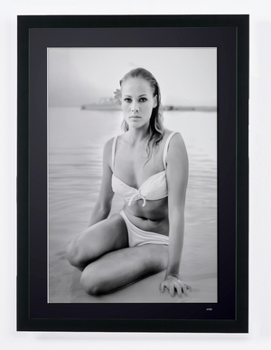 Ursula Andress, fotografiada por Bunny Yeager para «Dr. No», 1962