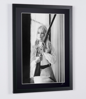  Viva Maria 1965 - Brigitte Bardot Holding Gun 