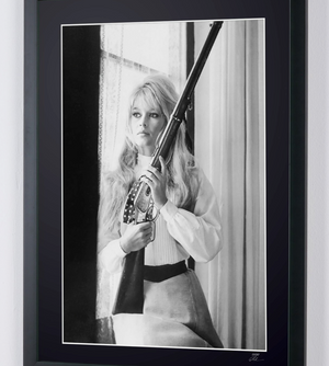  Viva Maria 1965 - Brigitte Bardot Holding Gun 
