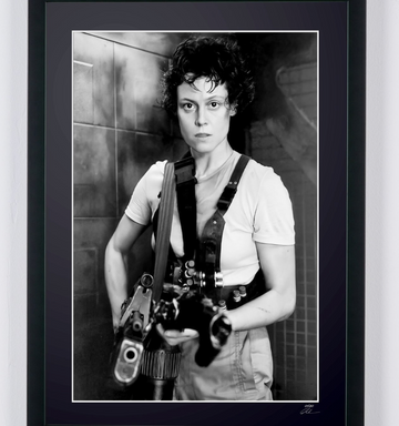 Sigourney Weaver (3)