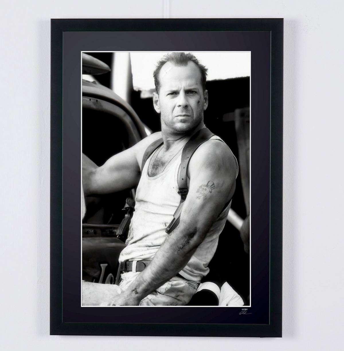 Fine art photograph of Bruce Willis in Une journée en enfer, hand-framed — limited edition of 30 numbered prints.