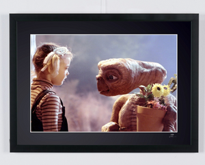 E.T. the Extra-Terrestrial (1982) -9 Gertie (Drew Barrymore) kisses E.T. — framed cinema photograph, Fine Art print