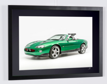 Meurs un autre jour (2002) — la Jaguar XKR (3)