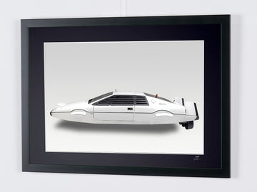 James Bond 007 : La espía que me amó (1977) — Lotus Esprit S1, coche en configuración submarina visto de perfil, fotografía de cine enmarcada en color, marco visto en ángulo desde la izquierda.