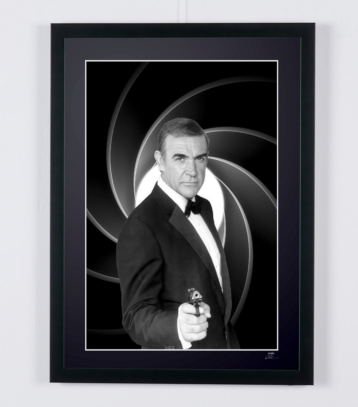 Photographie d’art de Sean Connery dans Jamais plus jamais, encadrée à la main — édition limitée de 30 exemplaires numérotés.