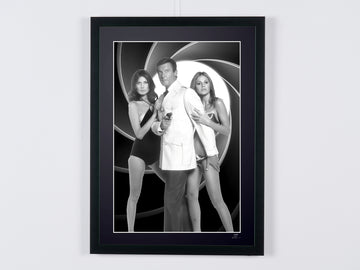 Roger Moore (1)
