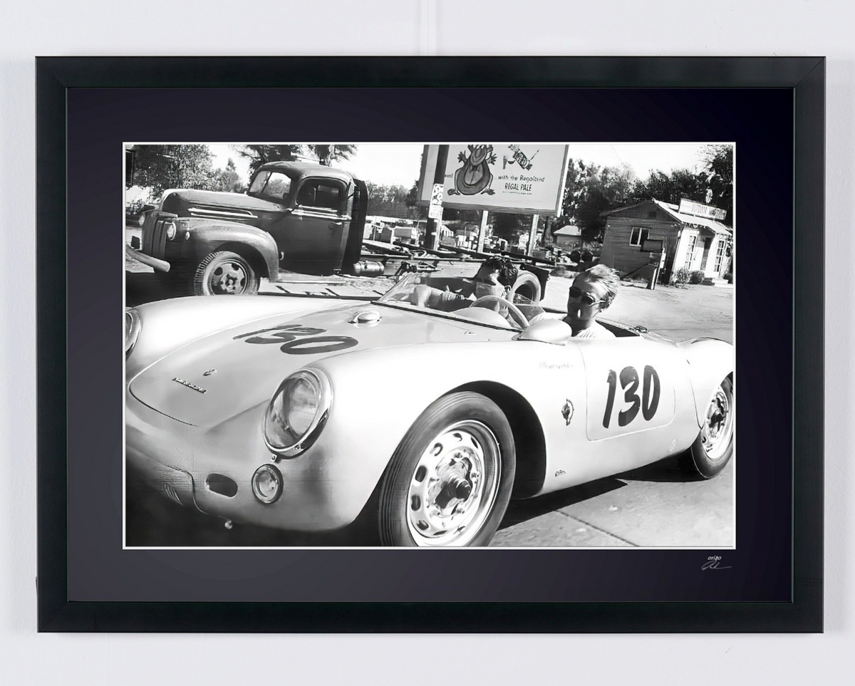 Fotografía de arte de James Dean en James Dean — retrato de 1955, enmarcada a mano — edición limitada de 30 ejemplares numerados.