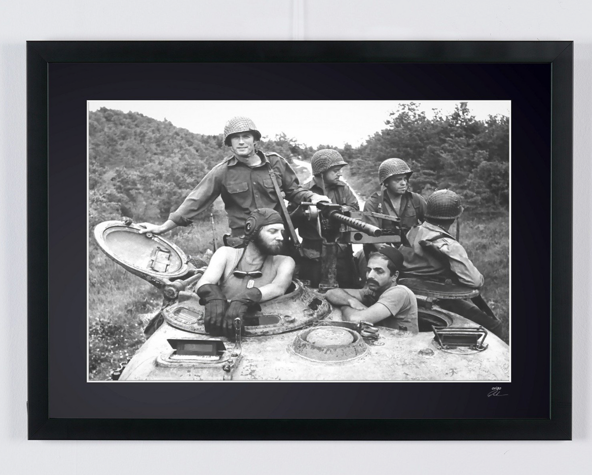 Fine art photograph of Clint Eastwood in De l’or pour les braves, hand-framed — limited edition of 30 numbered prints.