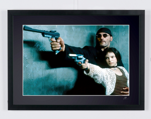 Léon (1994) - Jean Reno (Léon) & Natalie Portman (Mathilda) — framed cinema photograph, Fine Art print