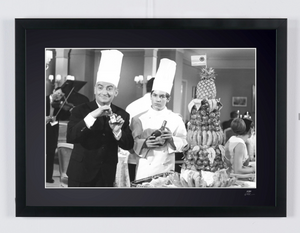 Le Grand Restaurant 1966 - Louis de Funes as Monsieur Septime — ingelijste filmfoto, Fine Art print