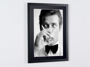 Roger Moore (4)