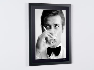 Roger Moore (4)