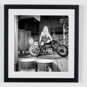 Photo glamour et mystérieuse de Sophia Loren Arabesque 1966 encadrée cadre bois massif